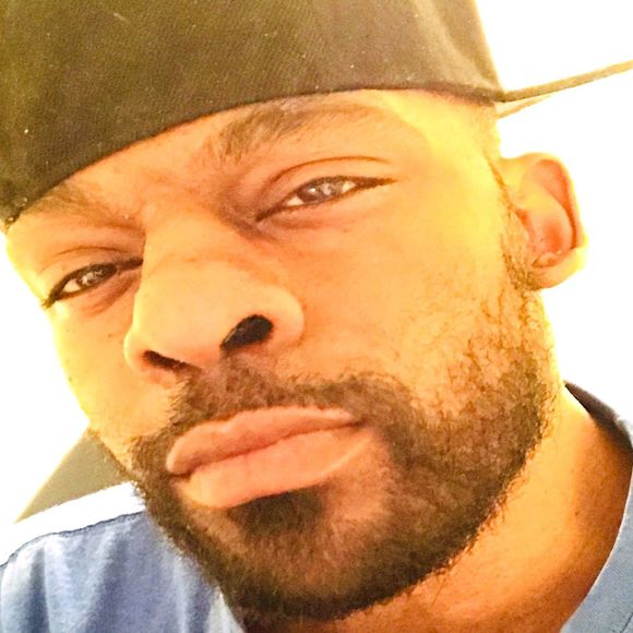 Meet your Posher, Edward - Picture 1 of 1